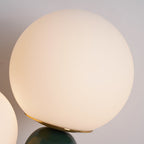 Oo bordlampe, hvid glasskærm, keramisk krop, G9, med stik