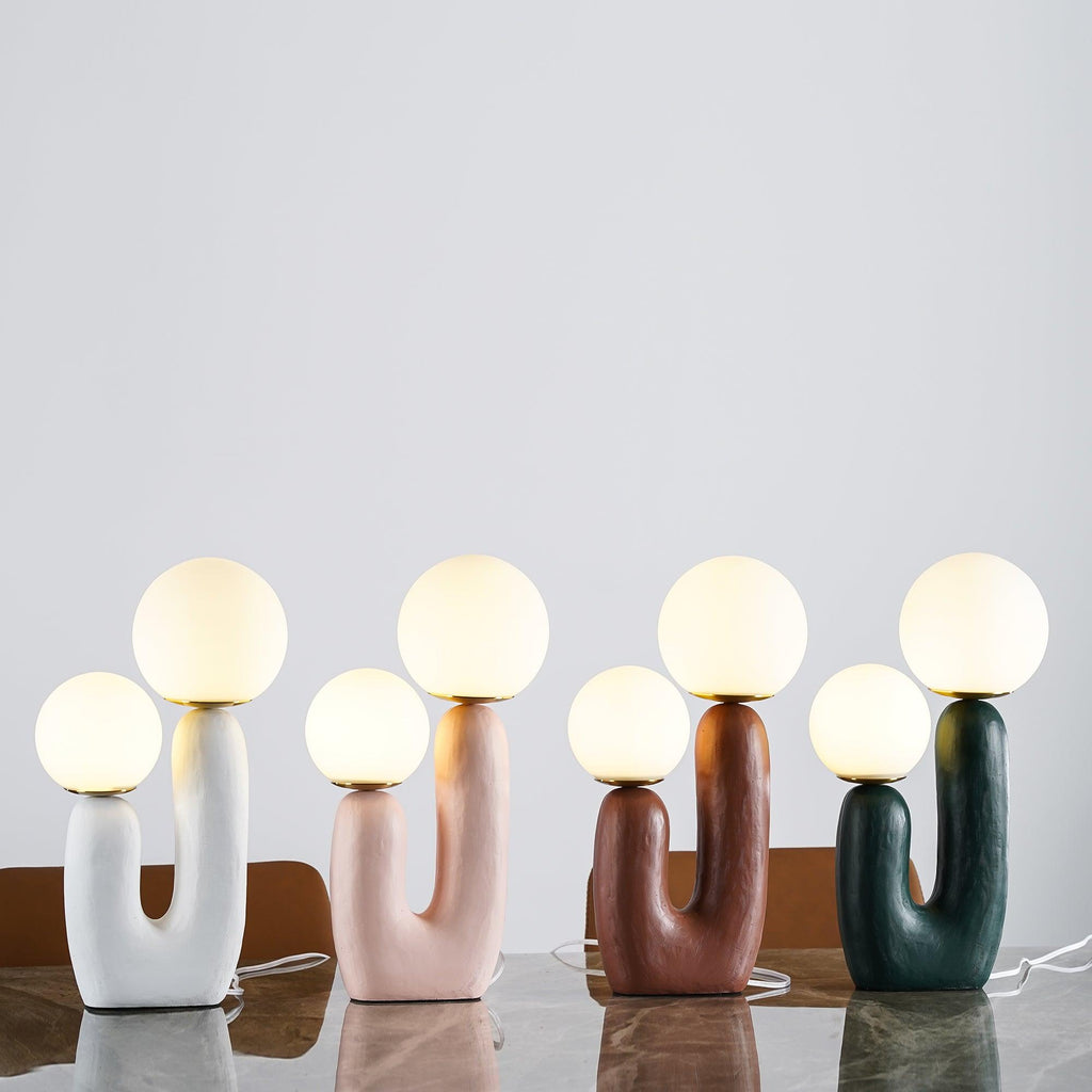 Oo bordlampe, hvid glasskærm, keramisk krop, G9, med stik