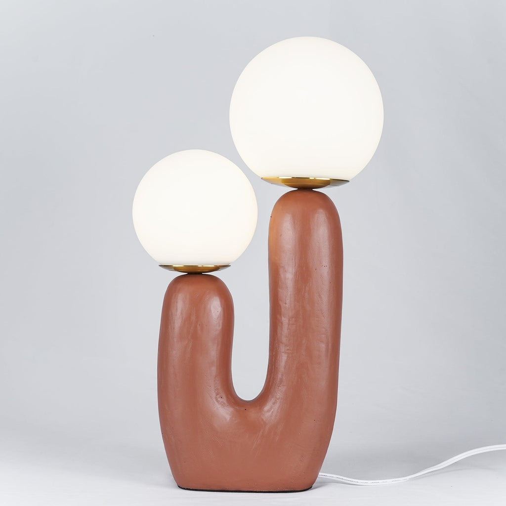 Oo bordlampe, hvid glasskærm, keramisk krop, G9, med stik