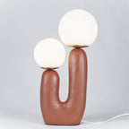 Oo bordlampe, hvid glasskærm, keramisk krop, G9, med stik