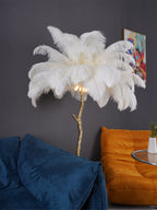 Gulvlampe, skærm af strudsefjer, messingfod, 6x G9, med stik