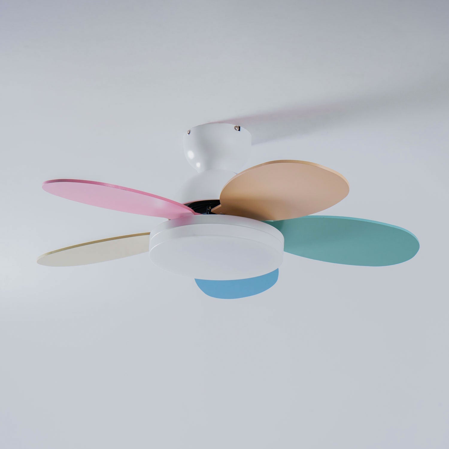 Liora Kids' Wood-Blade Ceiling Fan With Integrated LED, Multicolor
