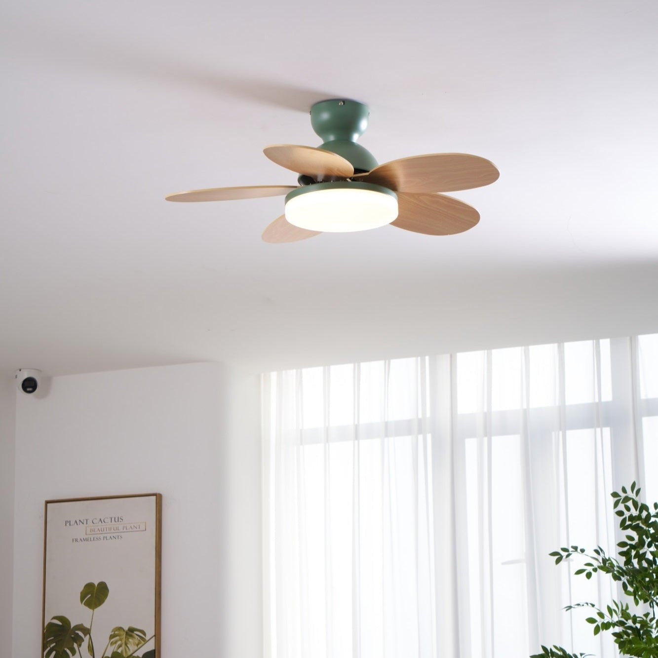 Liora Kids' Wood-Blade Ceiling Fan With Integrated LED, Multicolor