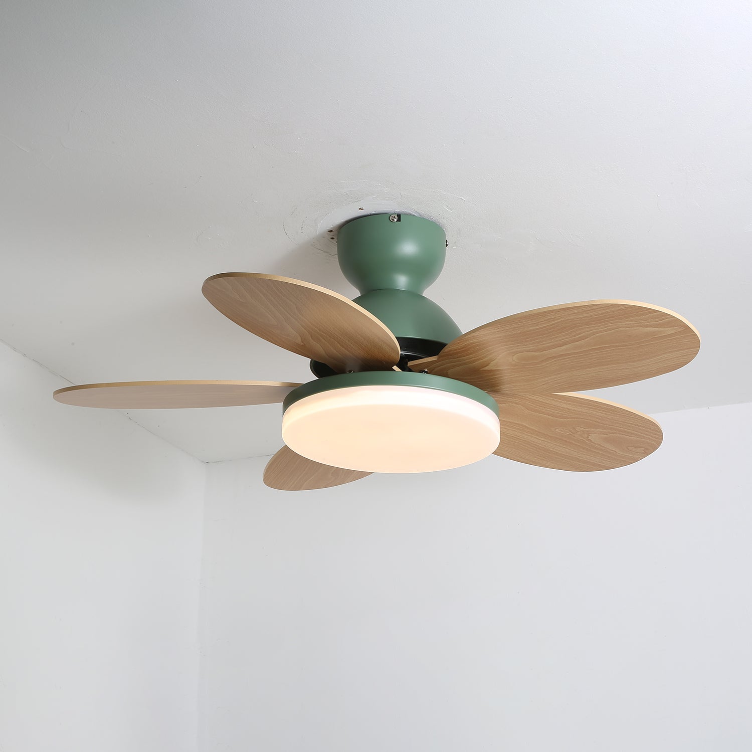 Liora Kids' Wood-Blade Ceiling Fan With Integrated LED, Multicolor