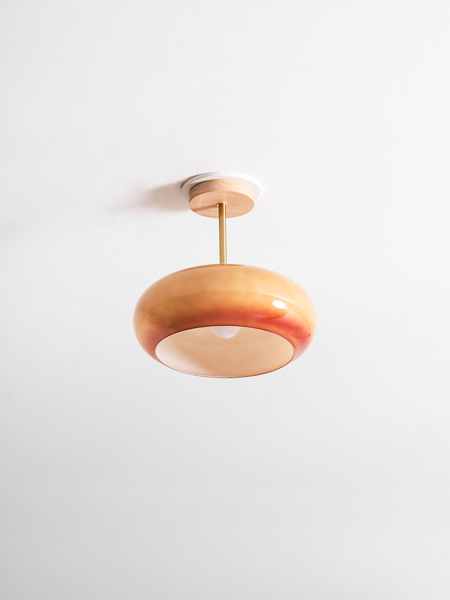 Plafonnier ceiling light orange disc shade with natural wood frame