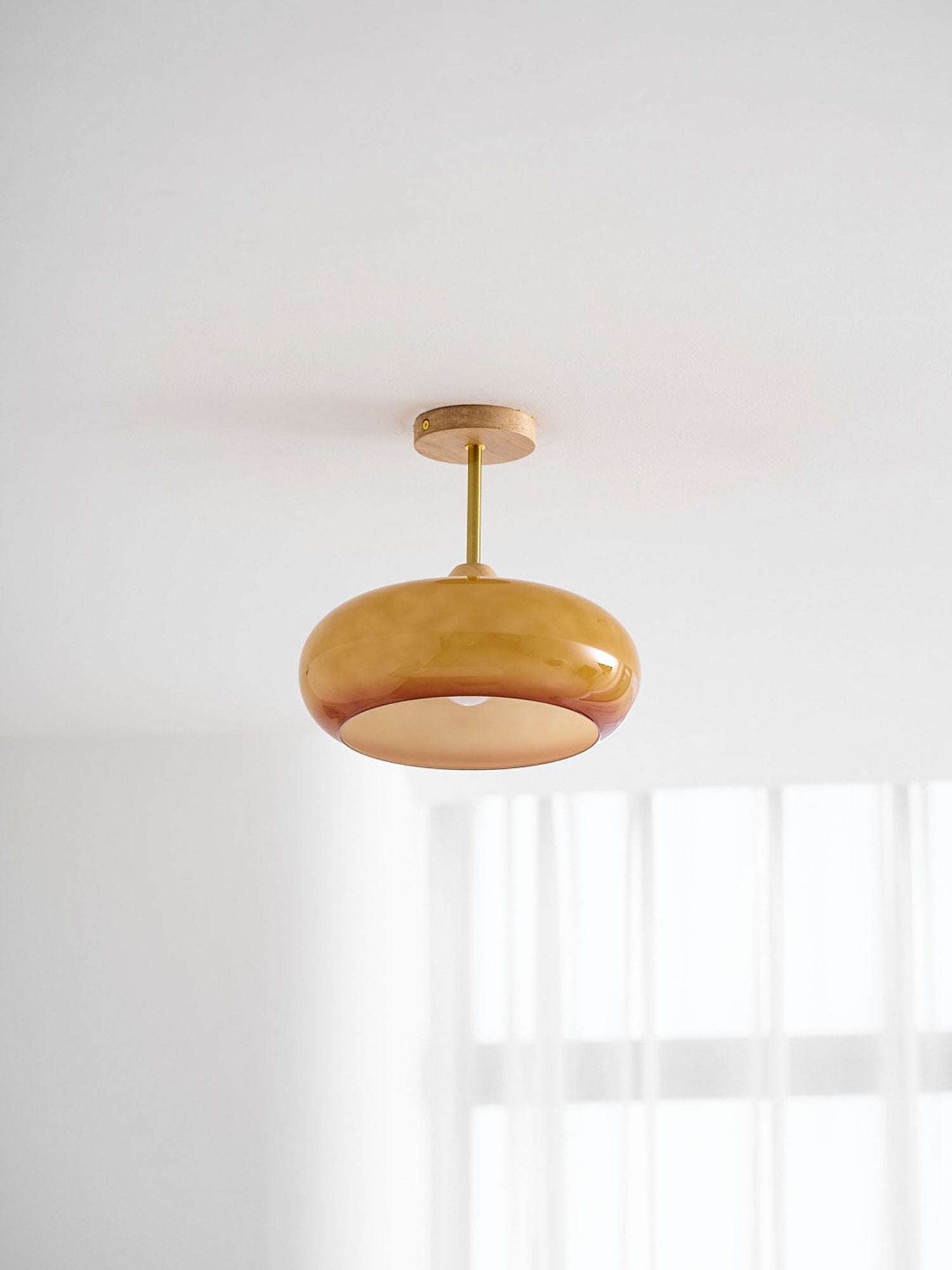 Loftlampe Plafonnier, Bauhaus glasplade, ramme i naturligt træ, E27