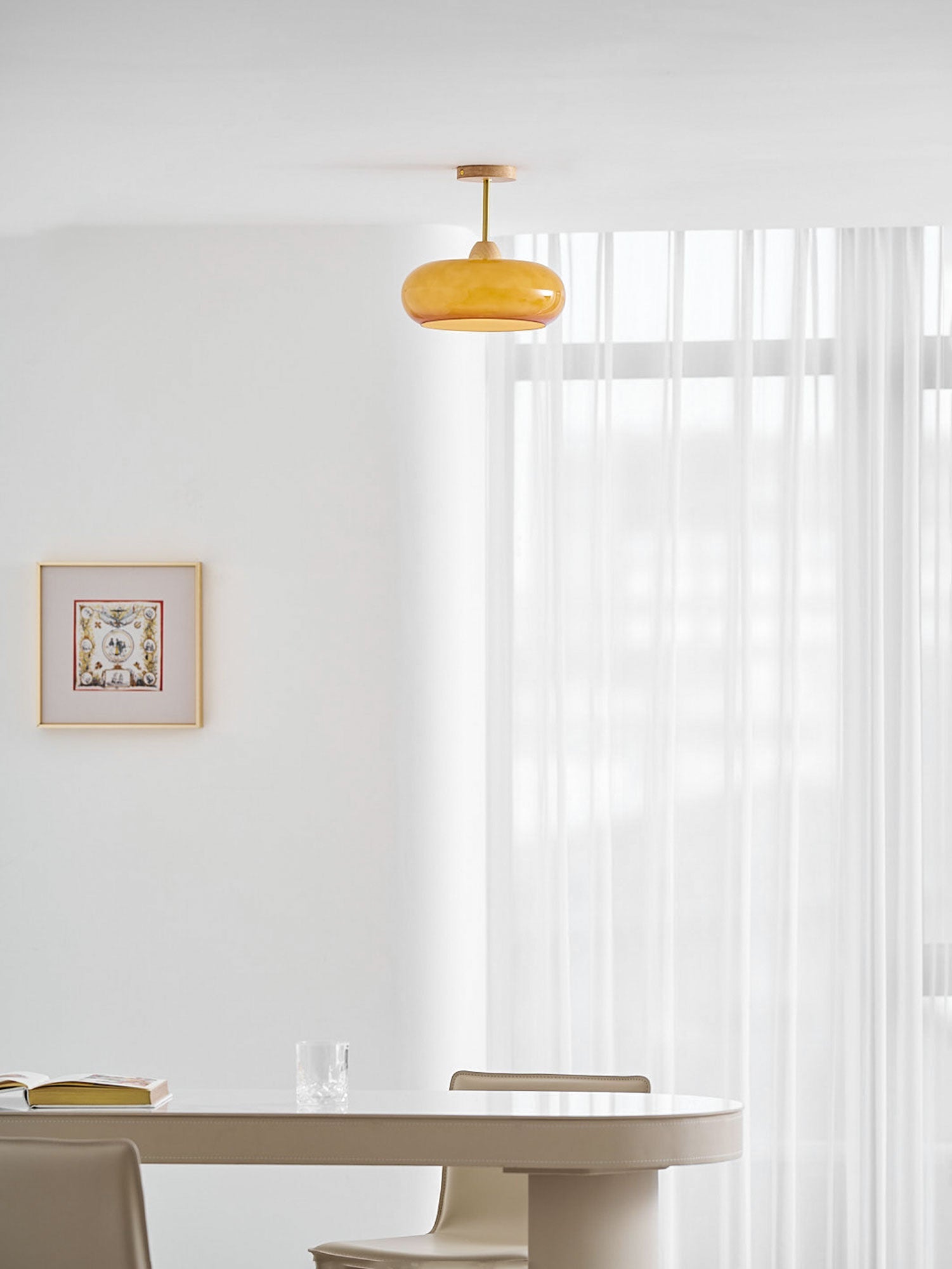Loftlampe Plafonnier, Bauhaus glasplade, ramme i naturligt træ, E27