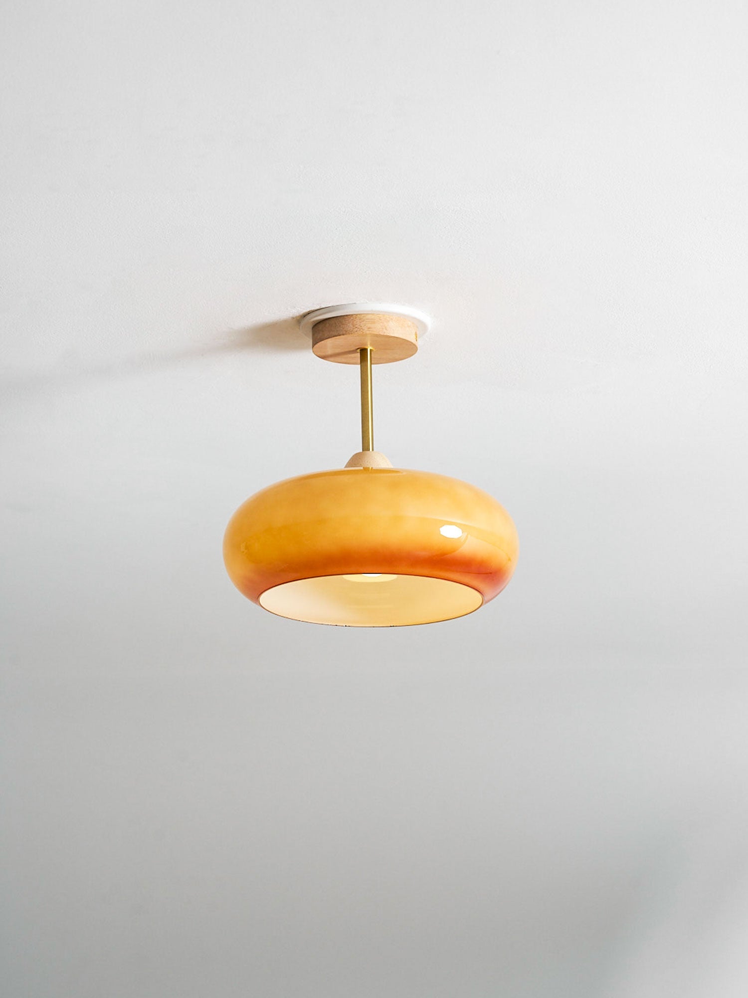 Loftlampe Plafonnier, Bauhaus glasplade, ramme i naturligt træ, E27