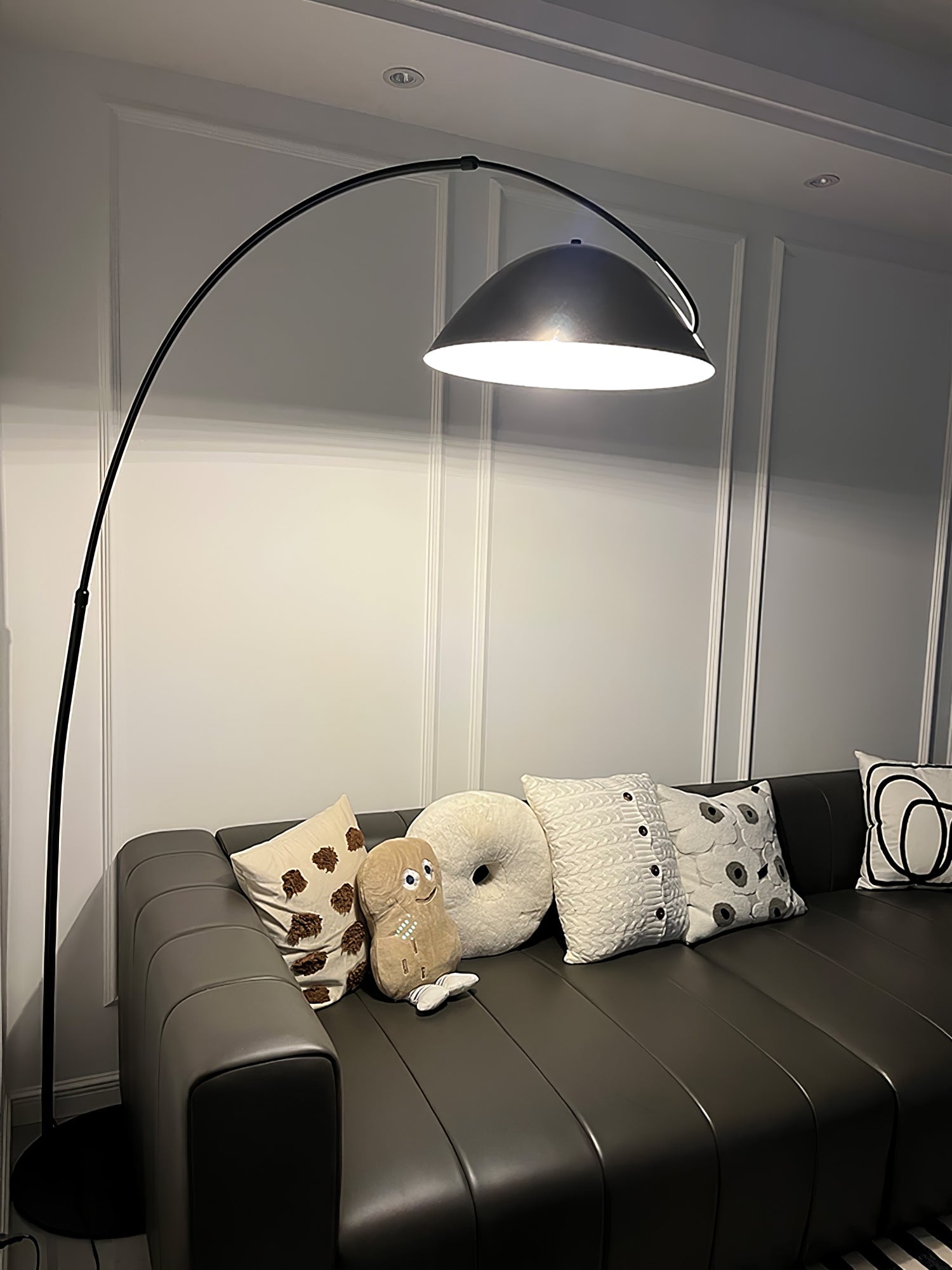 Verse arc floor lamp shade and arm assembly in detail