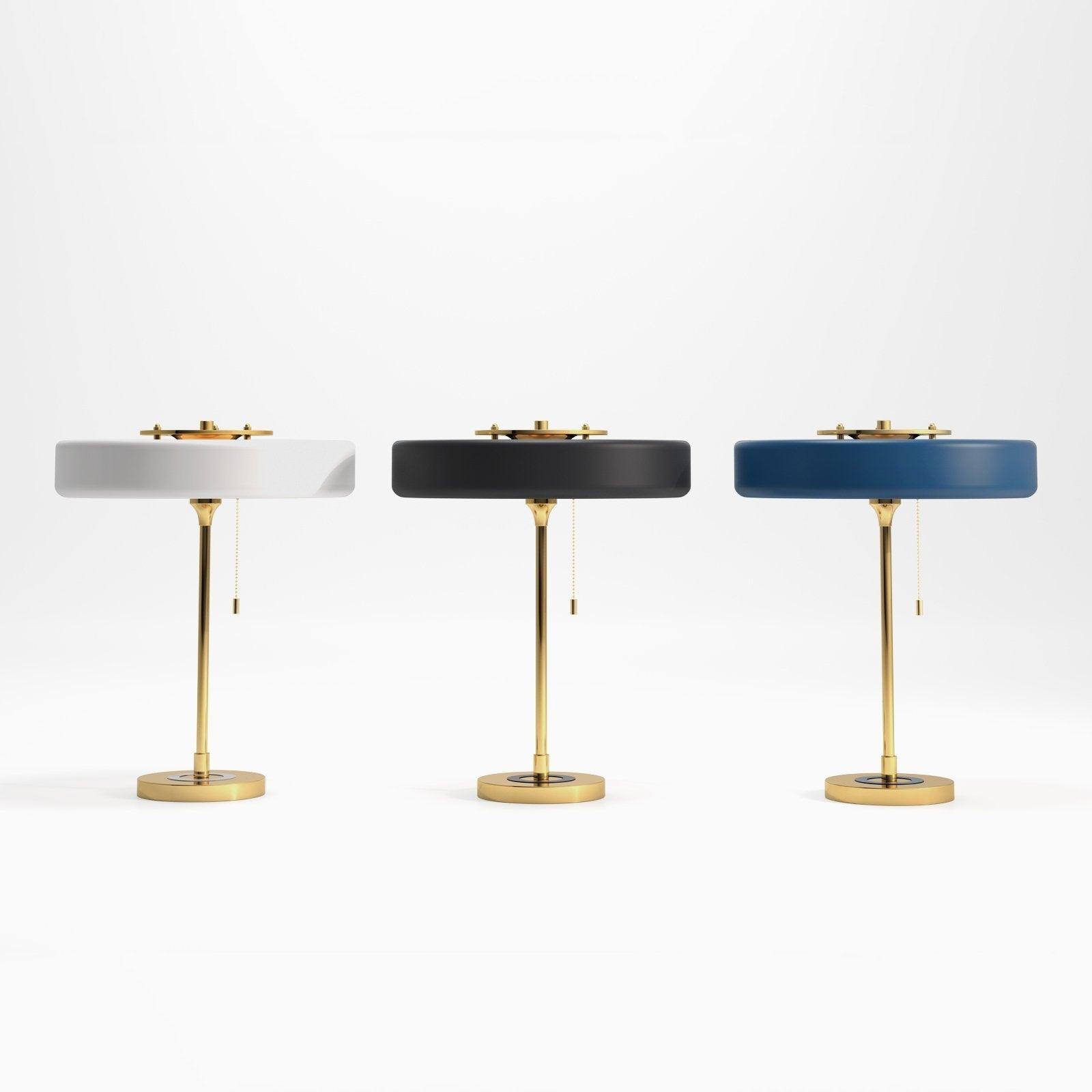 Revolve bordlampe, skærm i drejet metal, opal diffusor, jernfod, G9