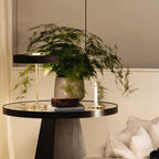 Revolve bordlampe, skærm i drejet metal, opal diffusor, jernfod, G9