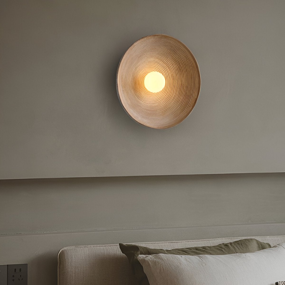 LED Round Wall Sconce Vintage Resin Look 1-Light Fixture