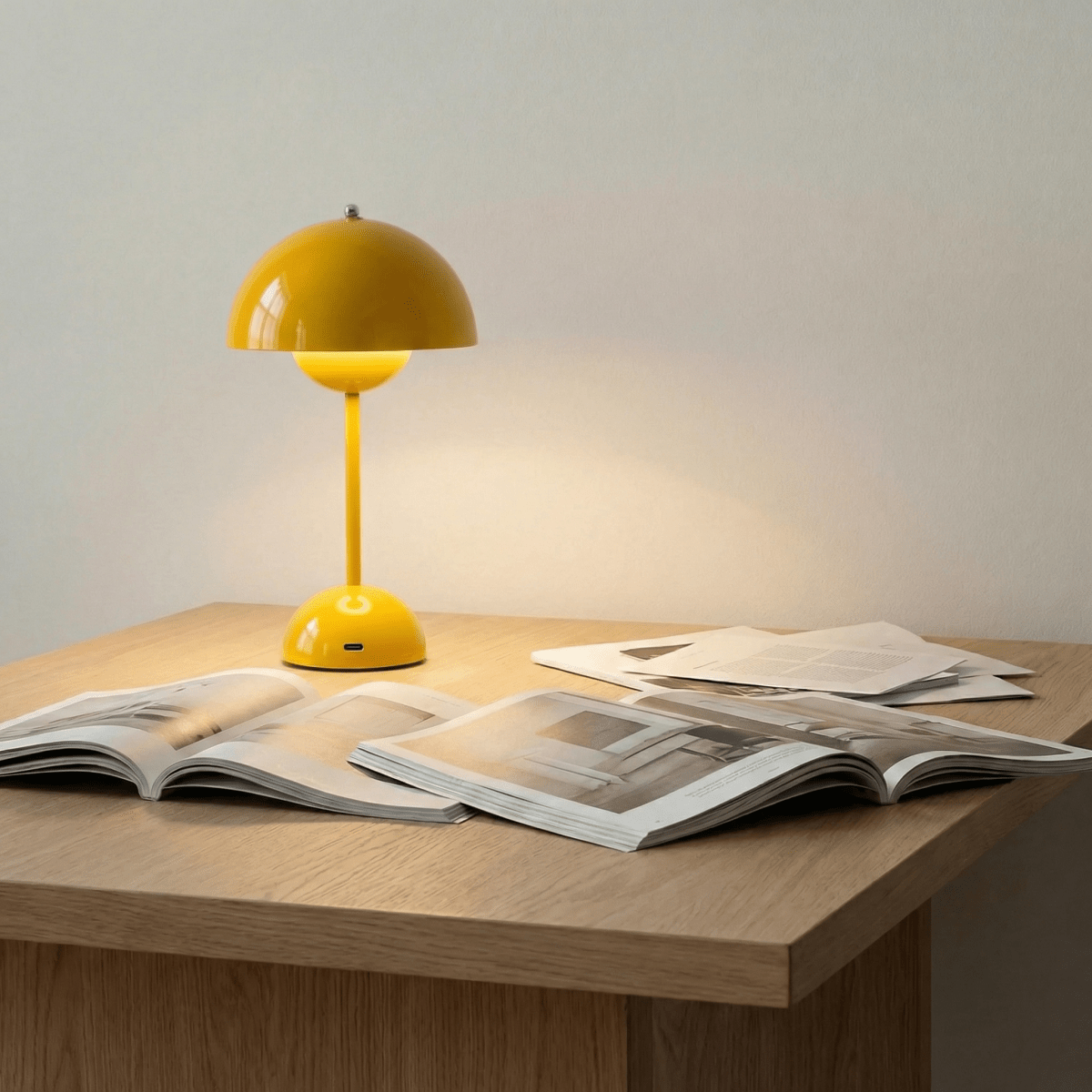 Sculpted Gloss Dome Lamp, Modern Style, 12-Inch Tall Fixture