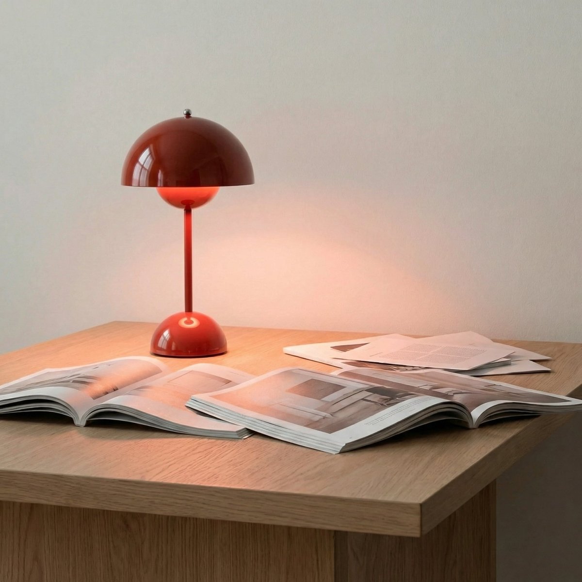 Sculpted Gloss Dome Lamp, Modern Style, 12-Inch Tall Fixture