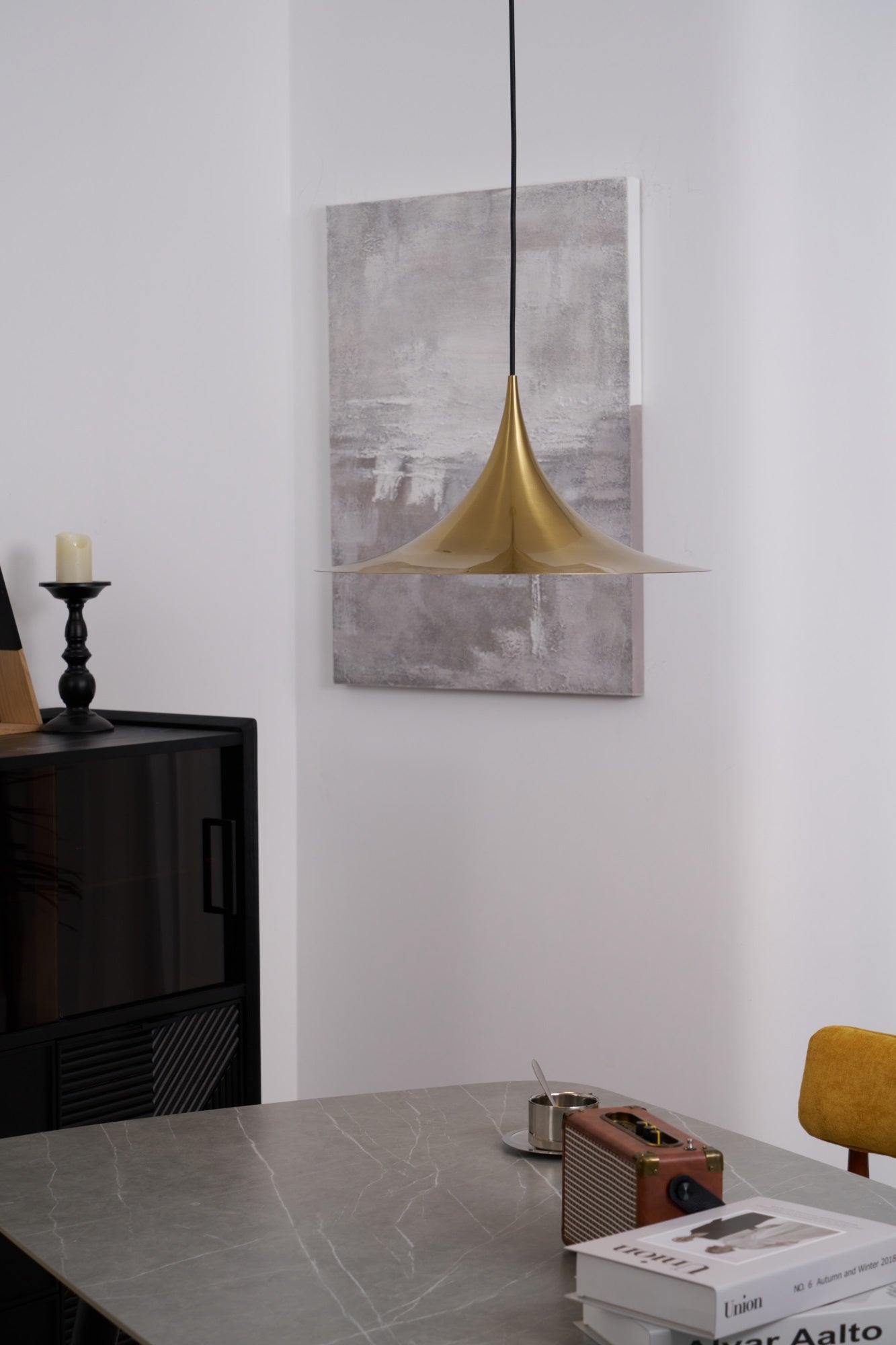 Semi pendel, bueformet spunset aluminiums-skærm, E26/E27, fast installation