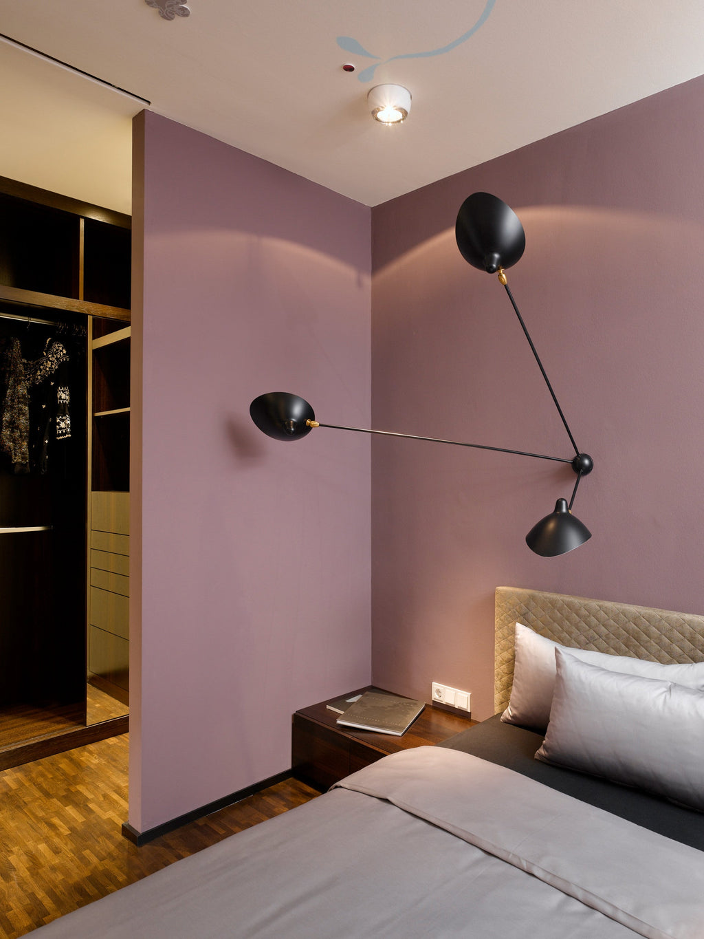 Spider Ceiling Light, Multi-Arm Aluminium & Brass, E26/E27, Hardwired