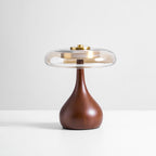 Sienna bordlampe, base i valnøddetræ, skærm i ravfarvet glas, LED