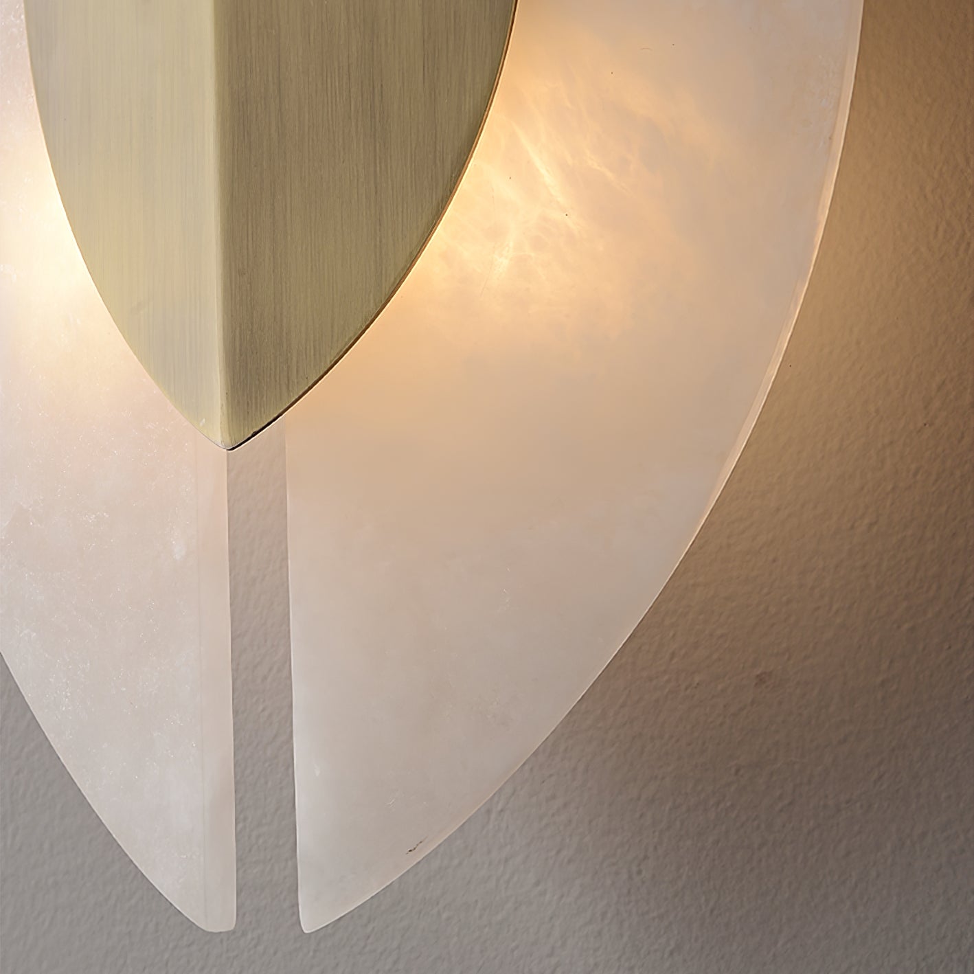 Solari Alabaster Leaf-væglampe, guldfinish, G9-pære, fast installation
