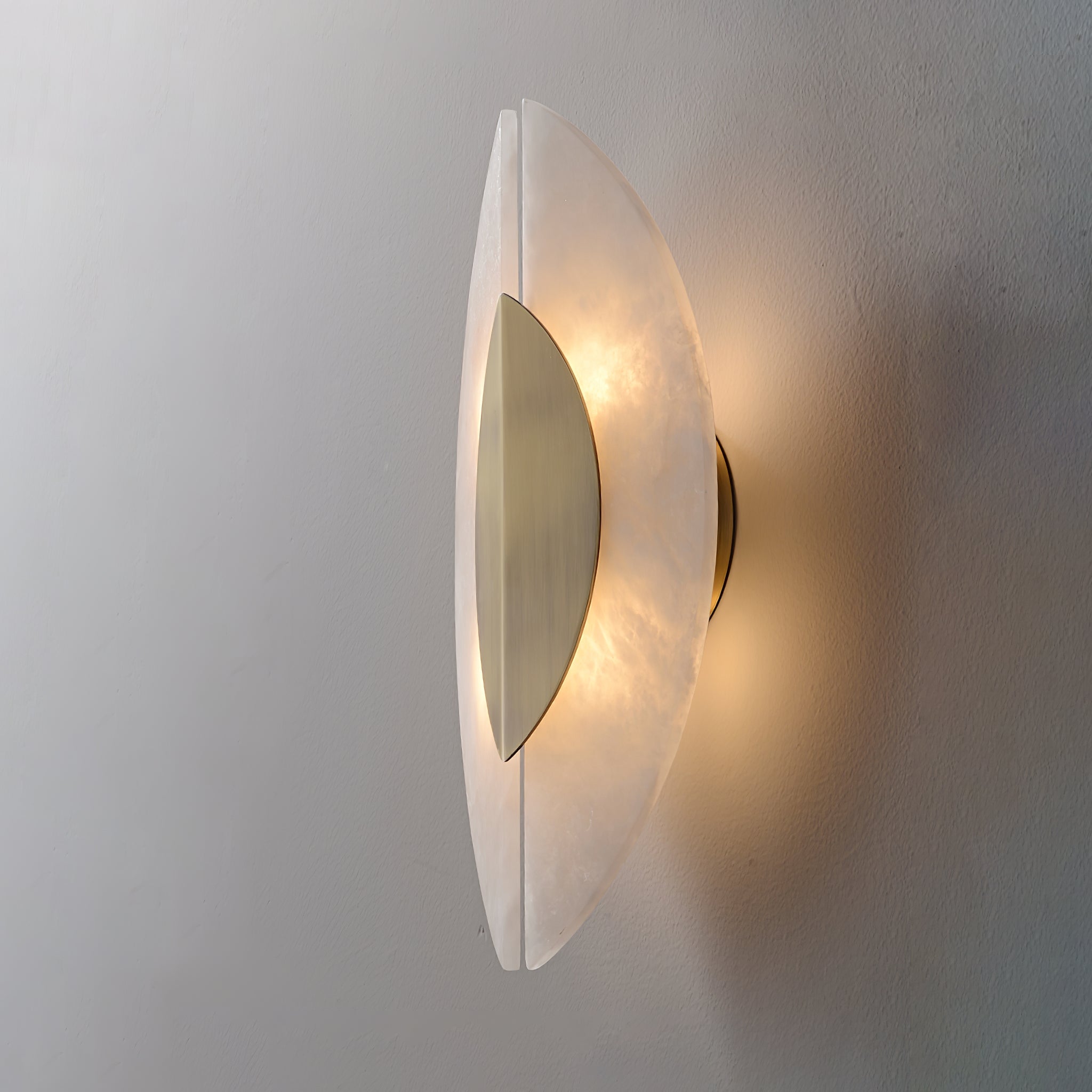 Solari Alabaster Leaf-væglampe, guldfinish, G9-pære, fast installation