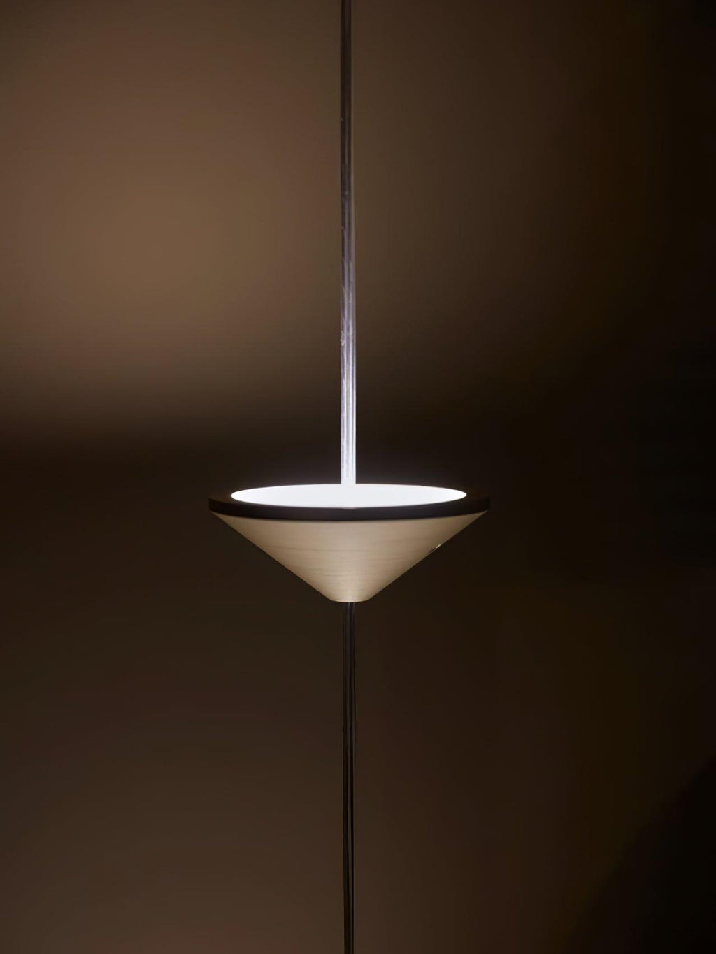 Gulvlampe, Soreluna marmorfod, koniske metalskærme, integreret LED 3000K