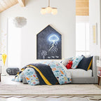 Lustra Sphere & Stem Brass Chandelier With Glass Globe Shades