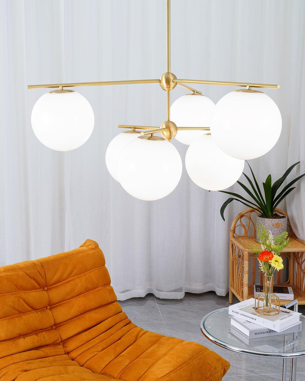 Lustra Sphere & Stem Brass Chandelier With Glass Globe Shades
