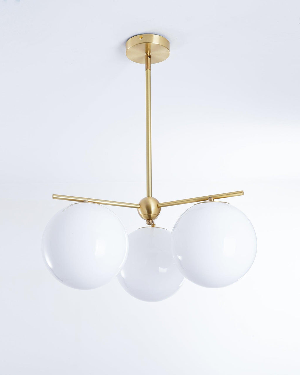 Lustra Sphere & Stem Brass Chandelier With Glass Globe Shades