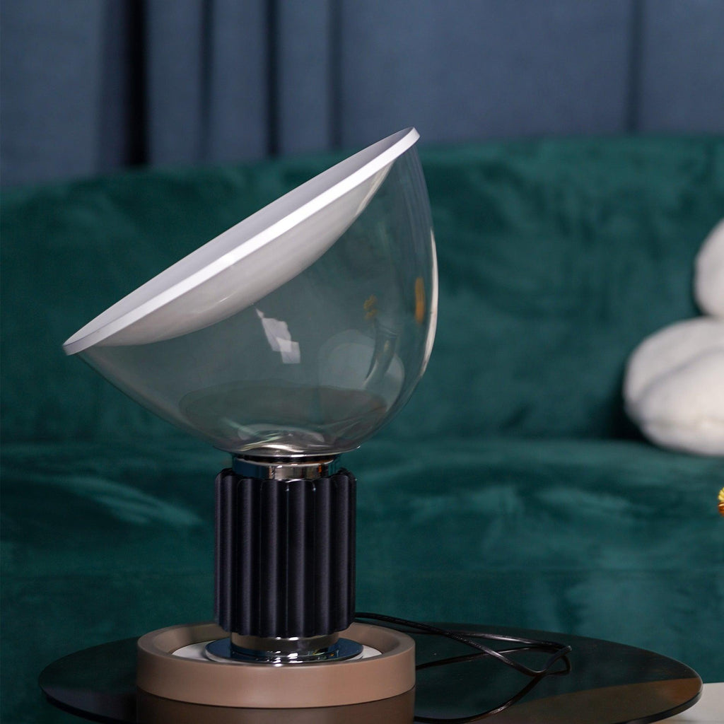Plug-in table lamp with white reflector and glass diffuser