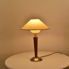 Talonwood bordlampe, stofskærm og valnødtræsbase, varmt lys