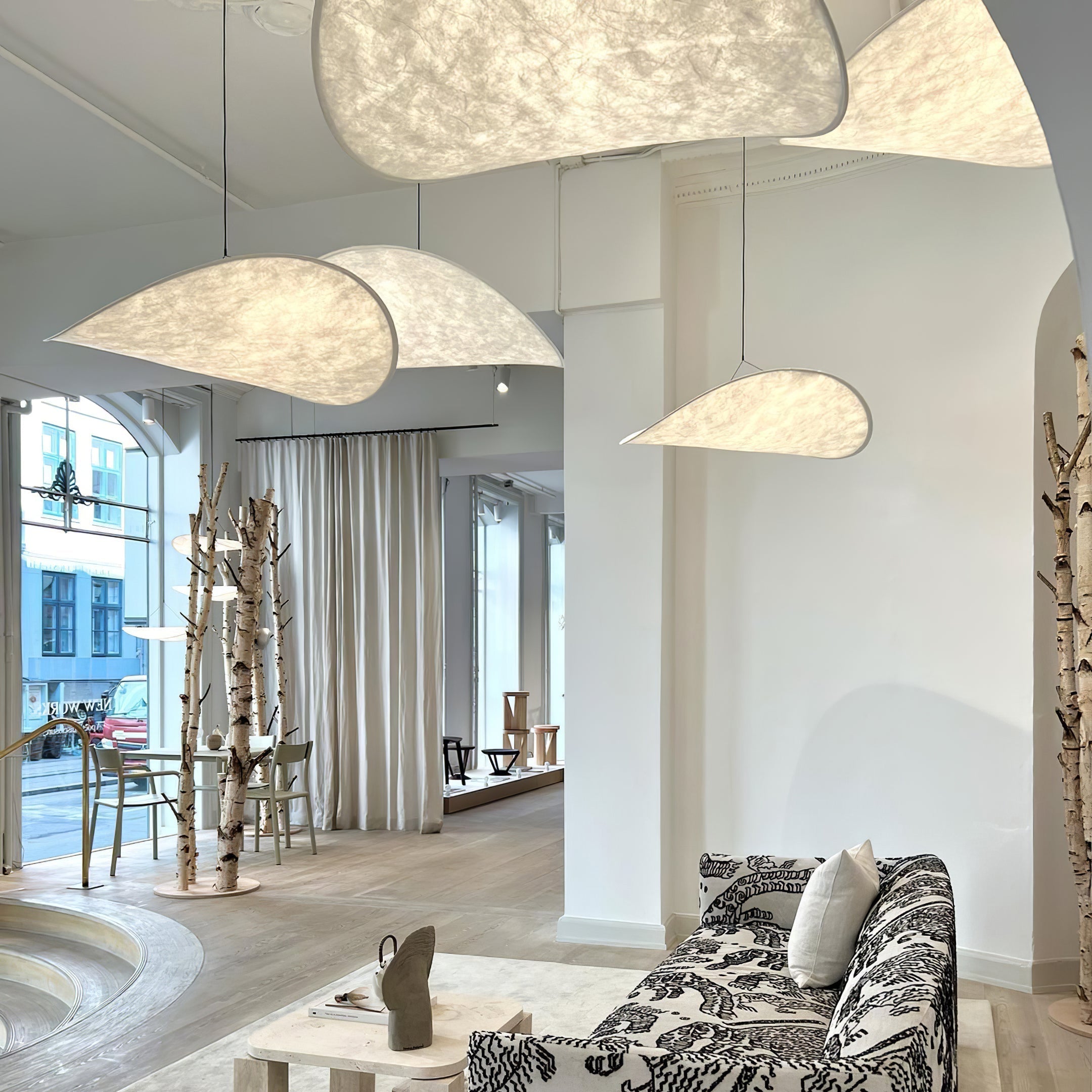 Pendellampe, Tense, Mulberrysilke-diffuser, sort ramme, LED, dæmpbar