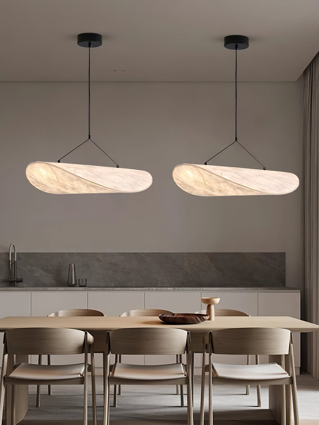 Pendellampe, Tense, Mulberrysilke-diffuser, sort ramme, LED, dæmpbar