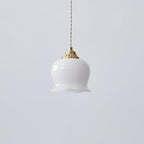 Valley Flower pendellampe, messingfinish, hvid eller beige bladdæksel