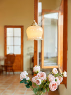 Valley Flower pendellampe, messingfinish, hvid eller beige bladdæksel