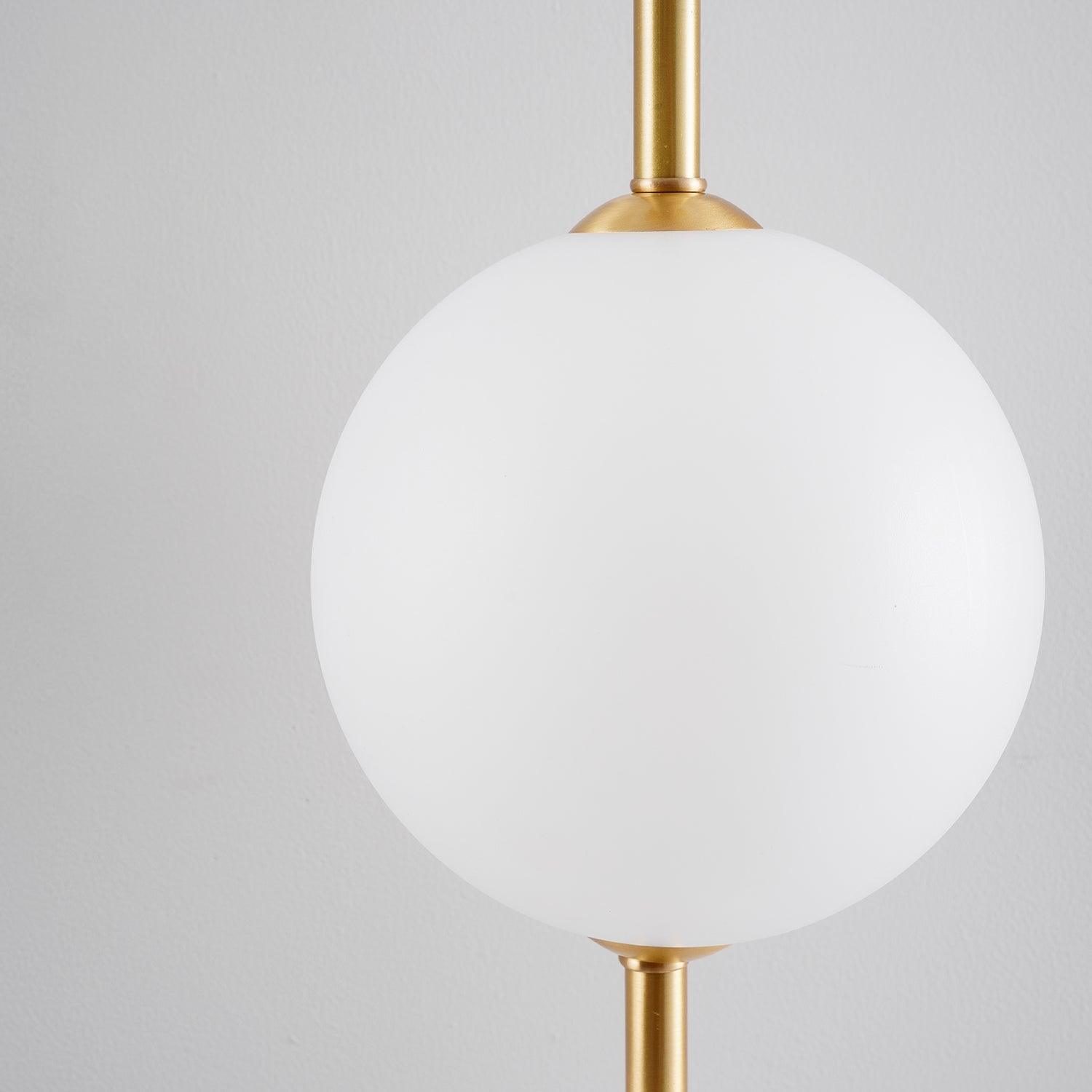 Lampu Dinding Globe Kaca Vertikal, 3 Ukuran, Finishing Kuningan, Hitam, atau Nikel