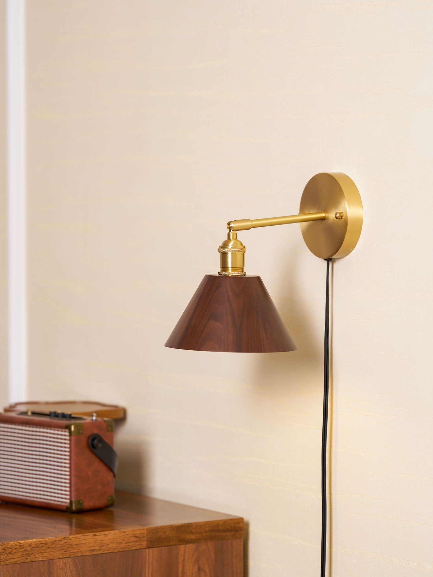 Wall Sconce, Solid Walnut Shade, Brass Plug-In, E27 Dimmable