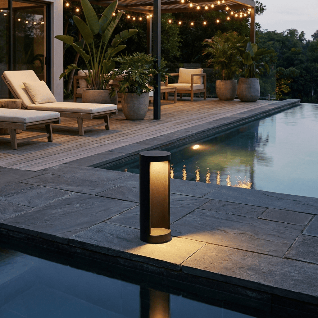 Waterproof LED Garden Bollard Light For Outdoor Walkways And Spaces