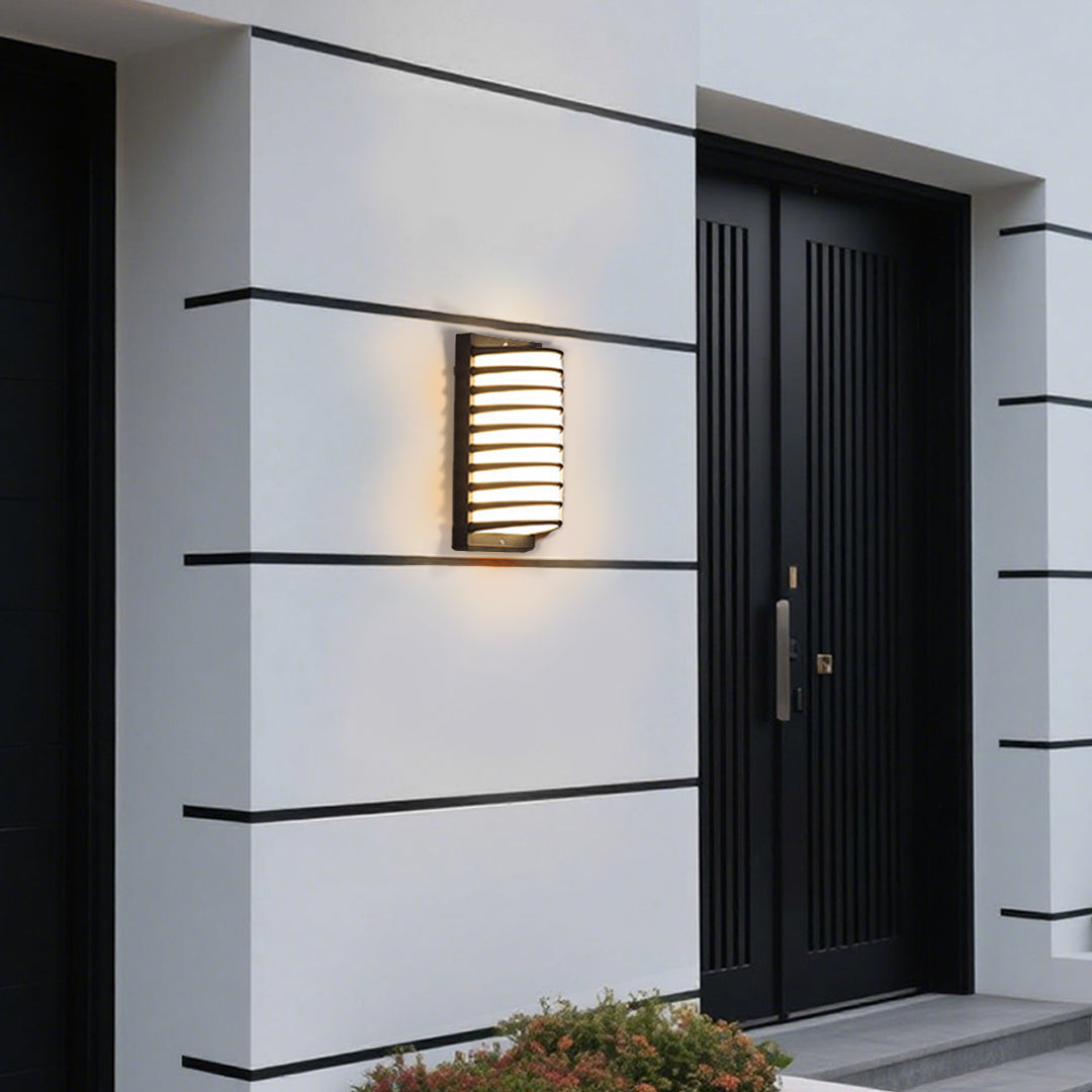 Laurce Nordic LED udendørs væglampe, sort aluminium, OSRAM-chip