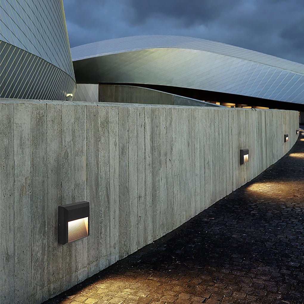 Hjørnetrinnlys for gårdsplasser, værbestandig aluminium LED-design