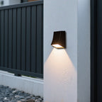 Arandela de Parede Elisay para Exterior, LED de Estilo Industrial, Alumínio Fundido Preto