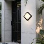 Arandela Exterior Quadrada em Alumínio Preto, LED Branco Quente 12W
