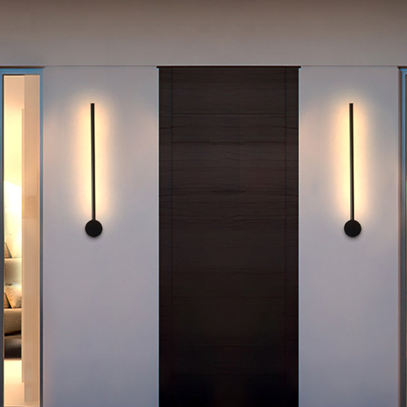 Rotatable Metal Outdoor Wall Lamp With PC Shade, Arisha