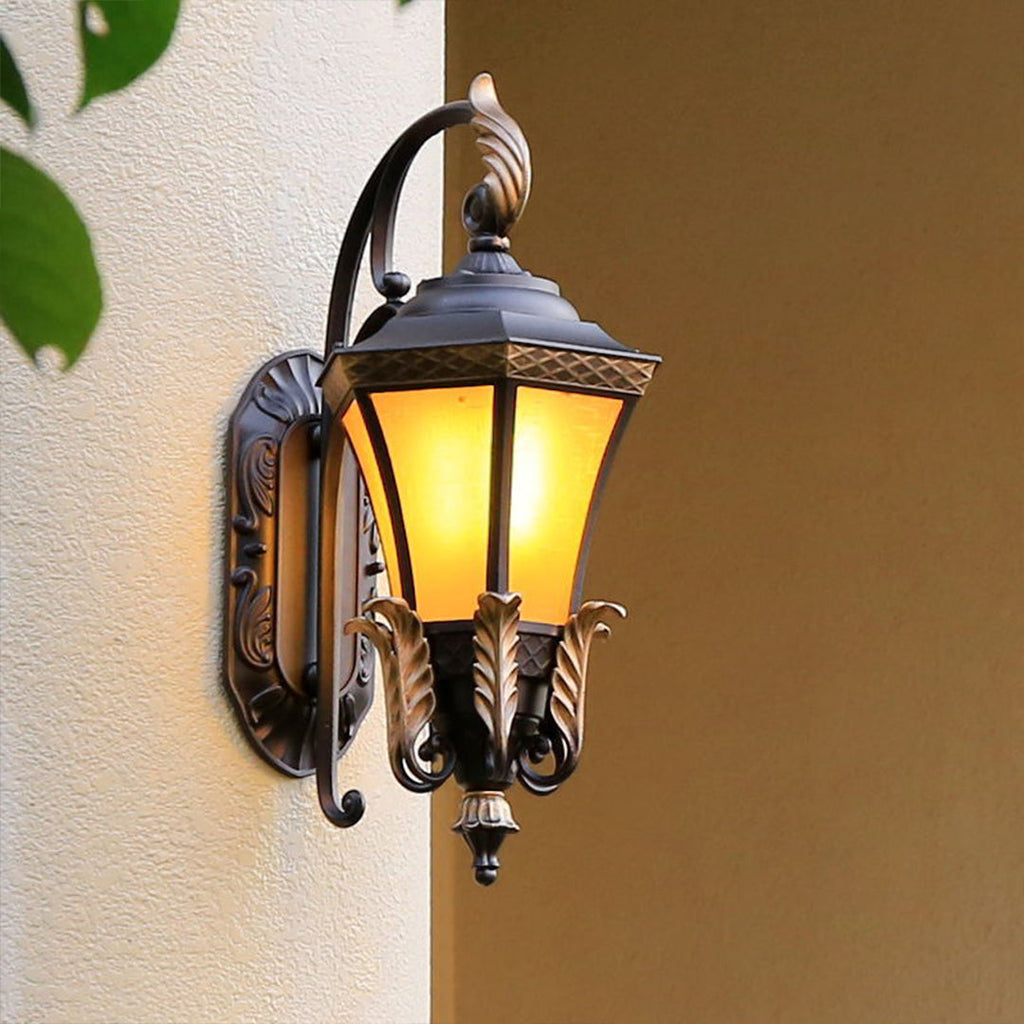 Aplique de Parede Nadiny em Cobre com Vidro Fosco, Design Fénix Hexagonal
