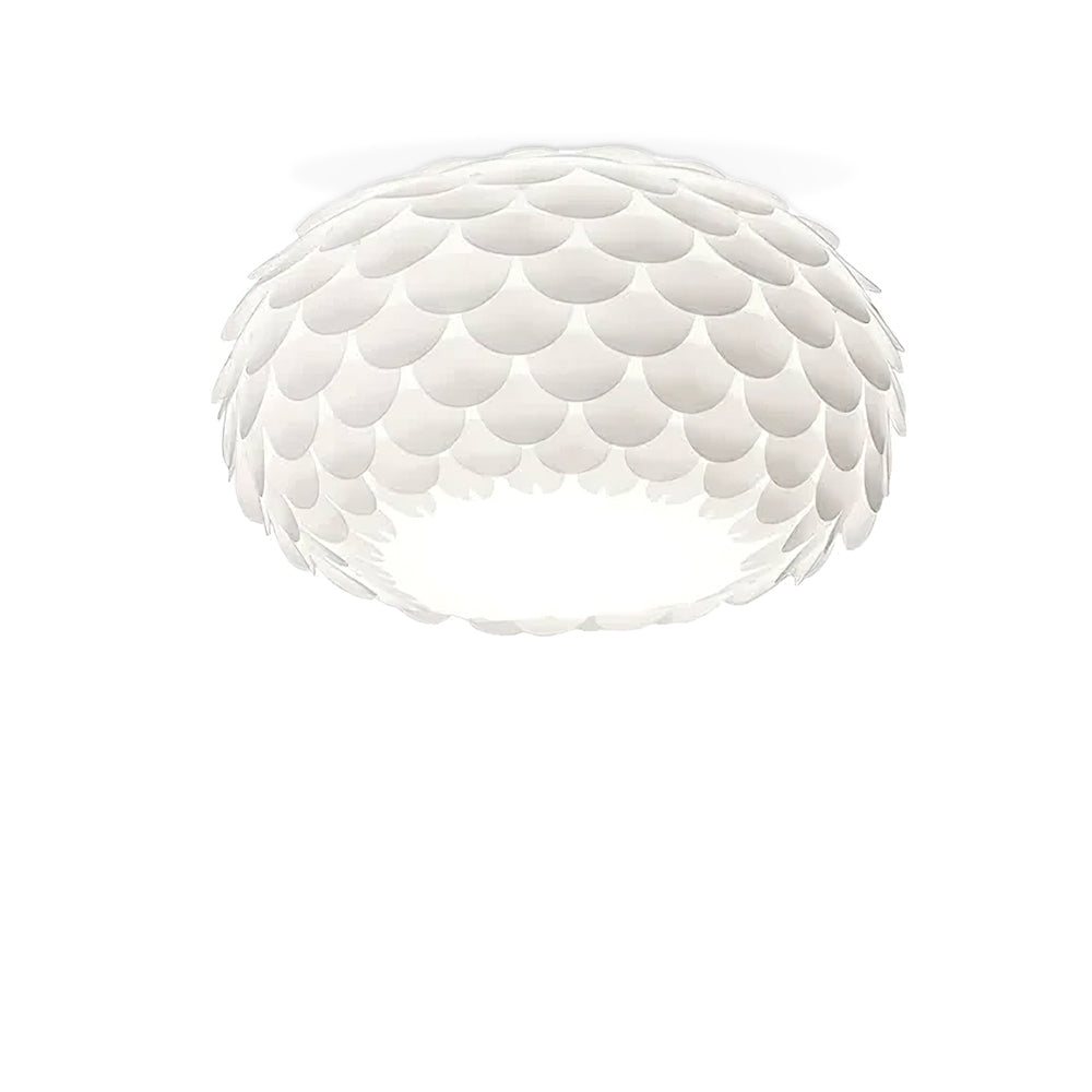 Clérachic oval ceiling light with pale overlapping scales and a faint shadow at its top edge, on a white background.