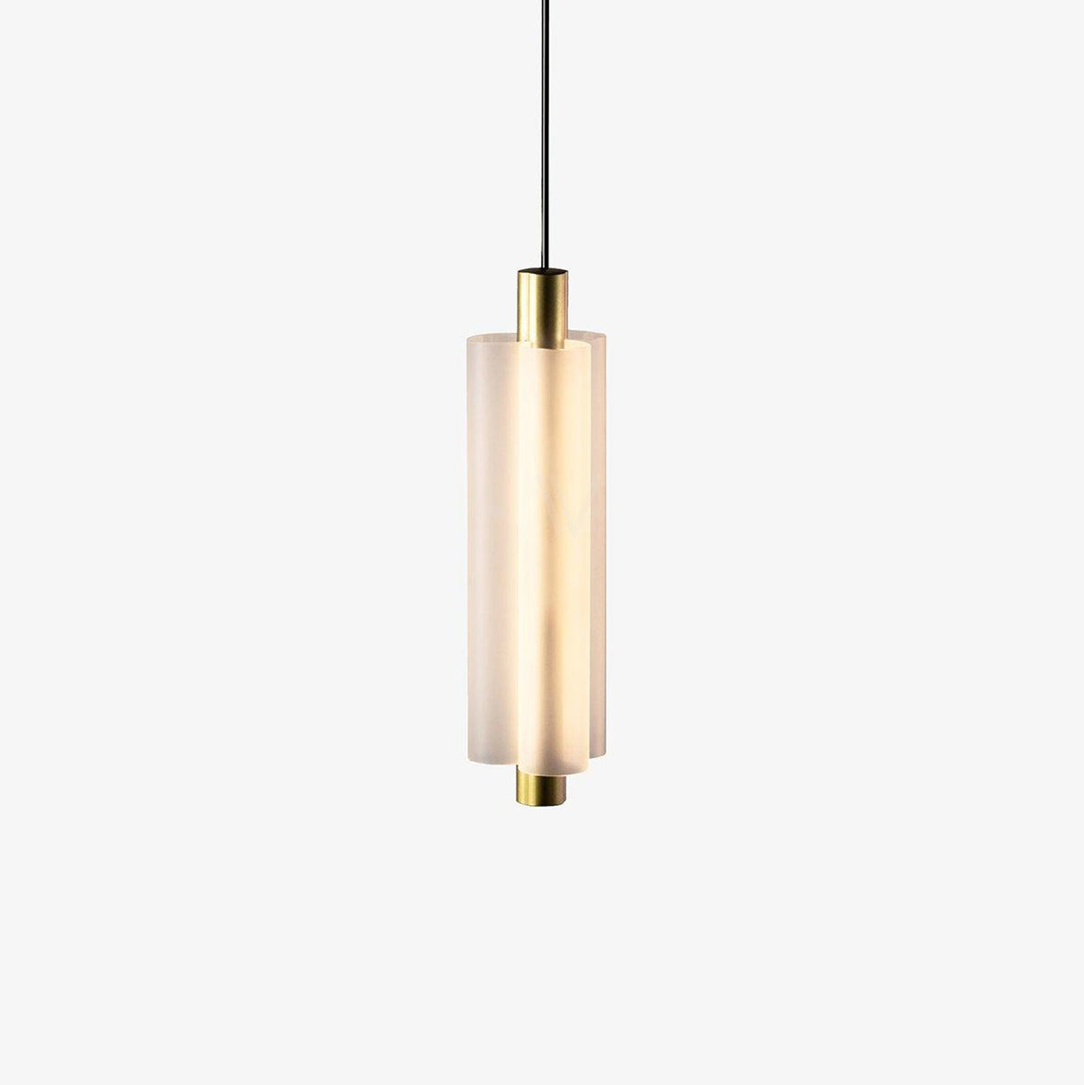 A single-head Clérachic pendant with a frosted white shade and a gold base, lit warm, on a plain white backdrop.