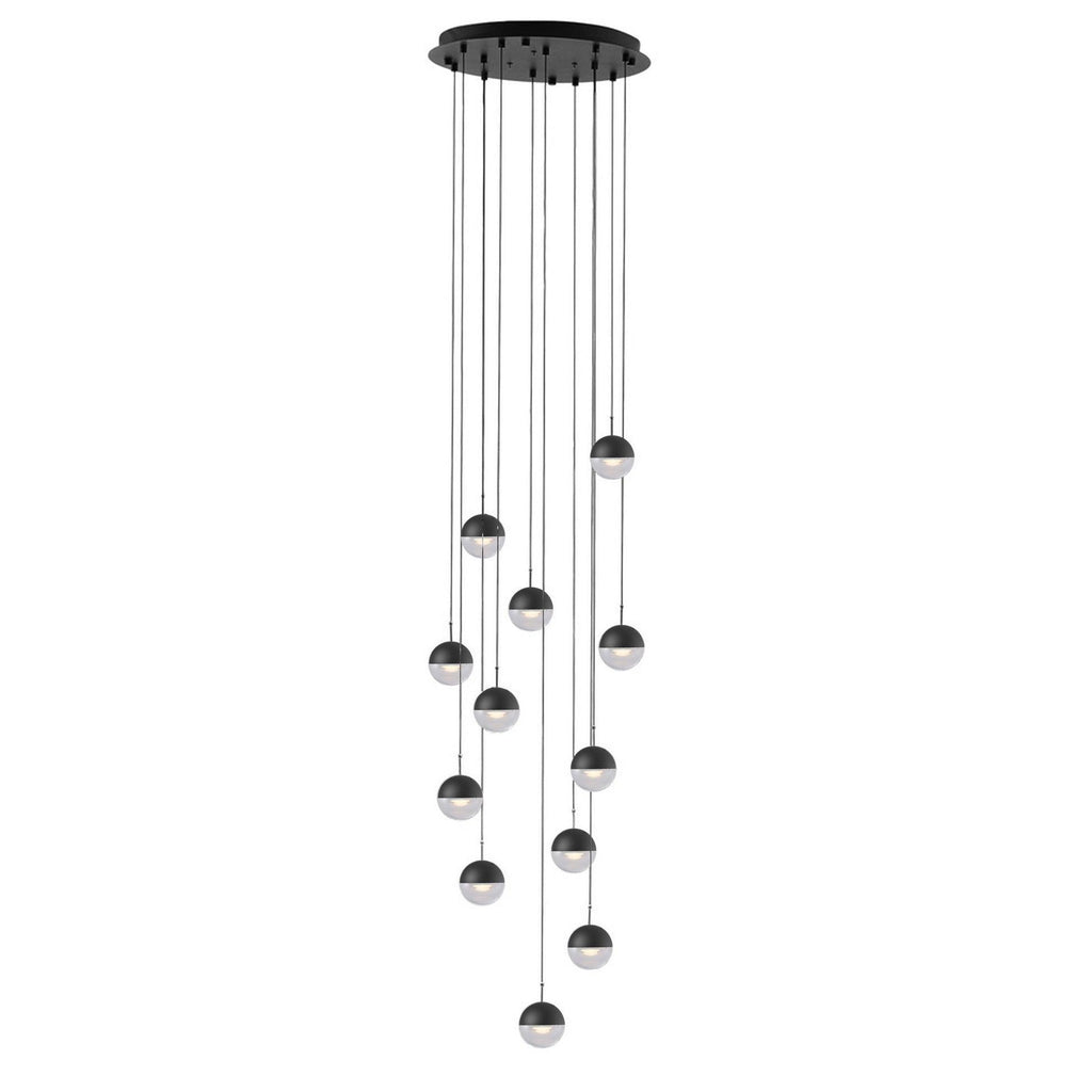 Clérachic pendant cluster with matt black caps hung from a round black ceiling plate, on a white backdrop.