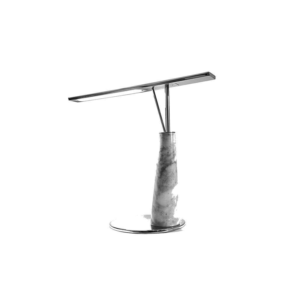 Dimension drawing of the jasper table lamp, in outline against white.