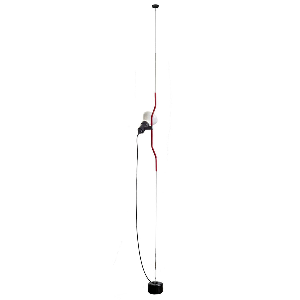 Clérachic pendant with a dark red bendable cord section, a black socket and a white bulb, running to a black base, on white.