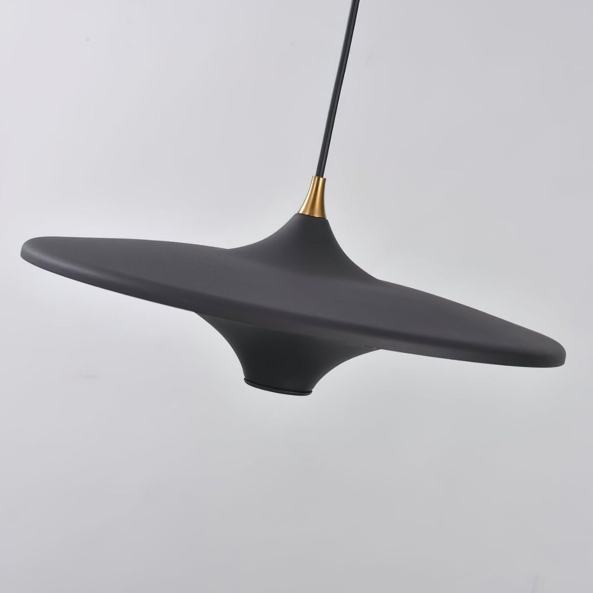 Side-on angle of this Clérachic pendant in matt black, showing the thin flared rim and the narrow lower cone.
