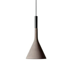 Front view of a Clérachic pendant in a brown-grey concrete finish on white, with a black collar and a speckled shade.