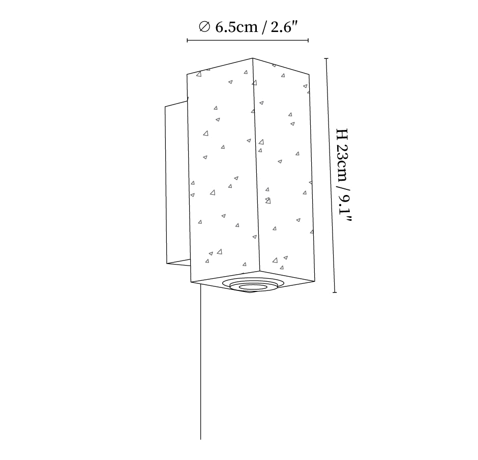 Dimension drawing of this Clérachic square-sided wall light, with its 6.5 cm width and 23 cm height marked.